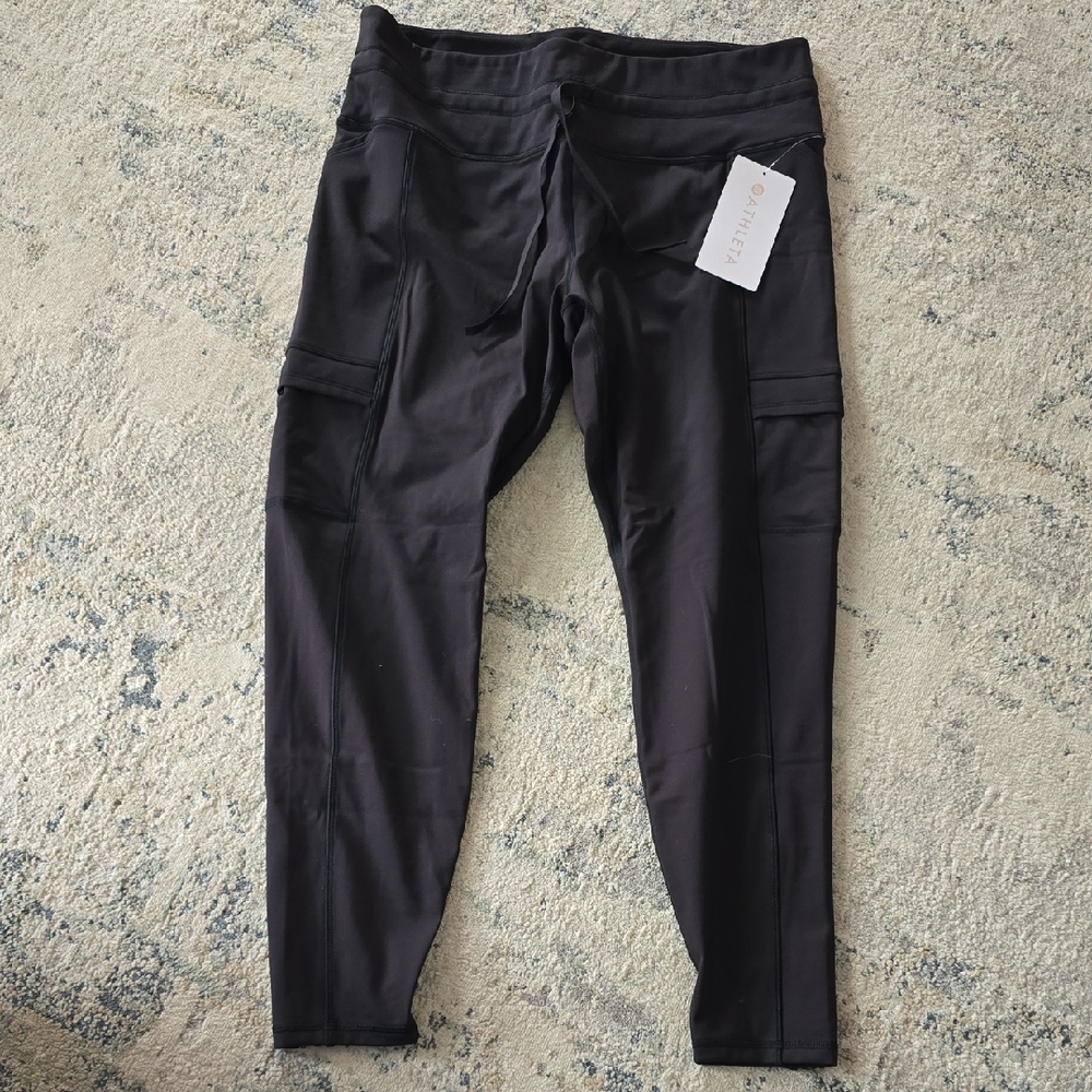 Athleta Black Rainier Cargo Tight Leggings with Side Pockets